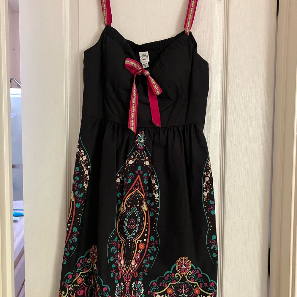 Signature by Sangria Black and Floral Casual Dress